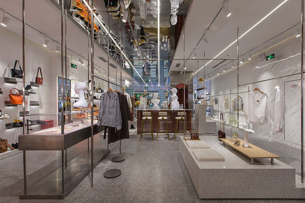 180平米驻马店服装店面装修设计效果图